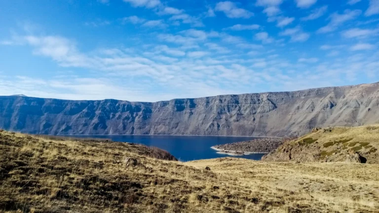 Nemrut Kalderası ve Krater Gölü