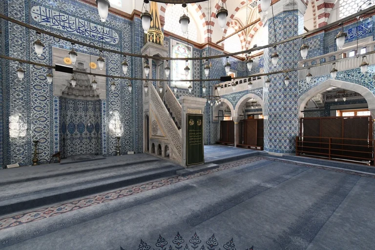 Rüstem Paşa Camii