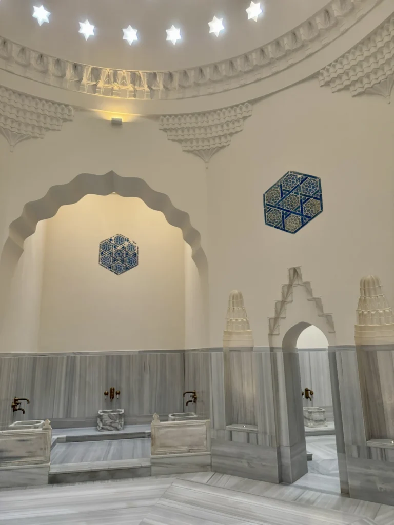 Zeyrek Çinili Hamam