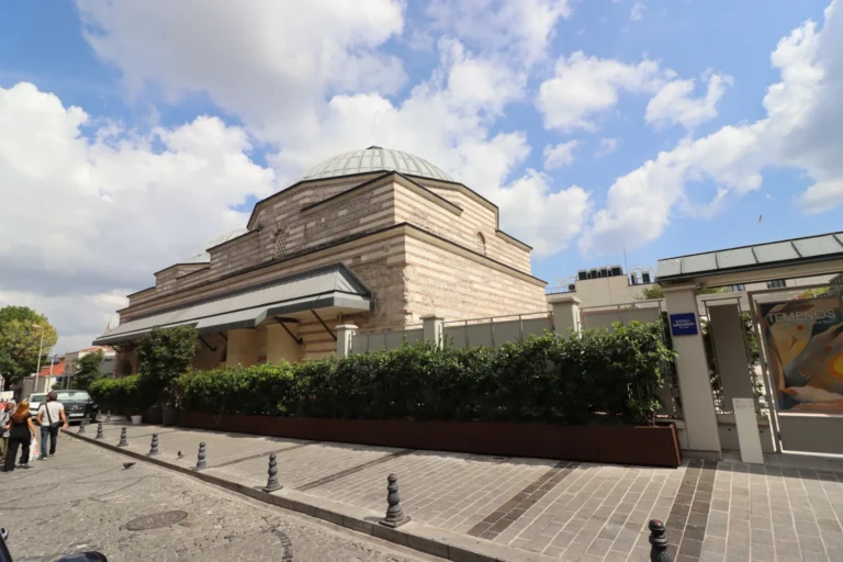Zeyrek Çinili Hamam